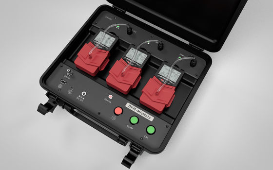 Portable Multi Gas Detector with IP66/IP68 Protection Bluetooth Transmission and 240g Light Weight for Industrial Safety